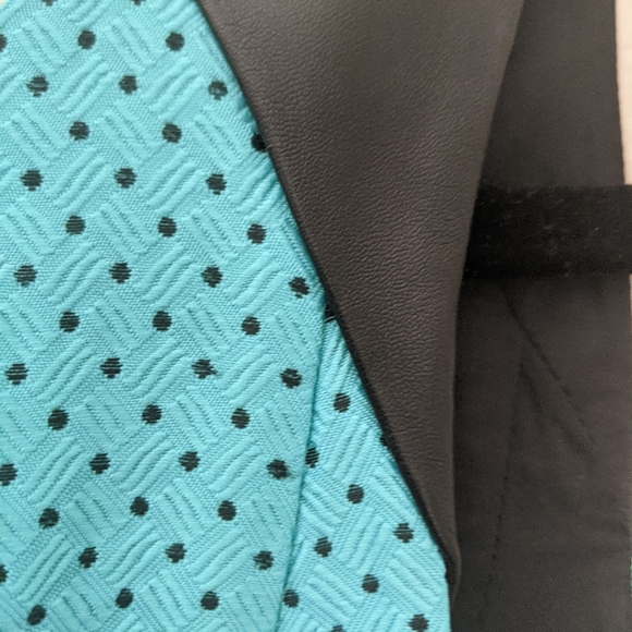 Kensie Teal w/ Pokadot Black Shoulder Small dress - Picture 13 of 15